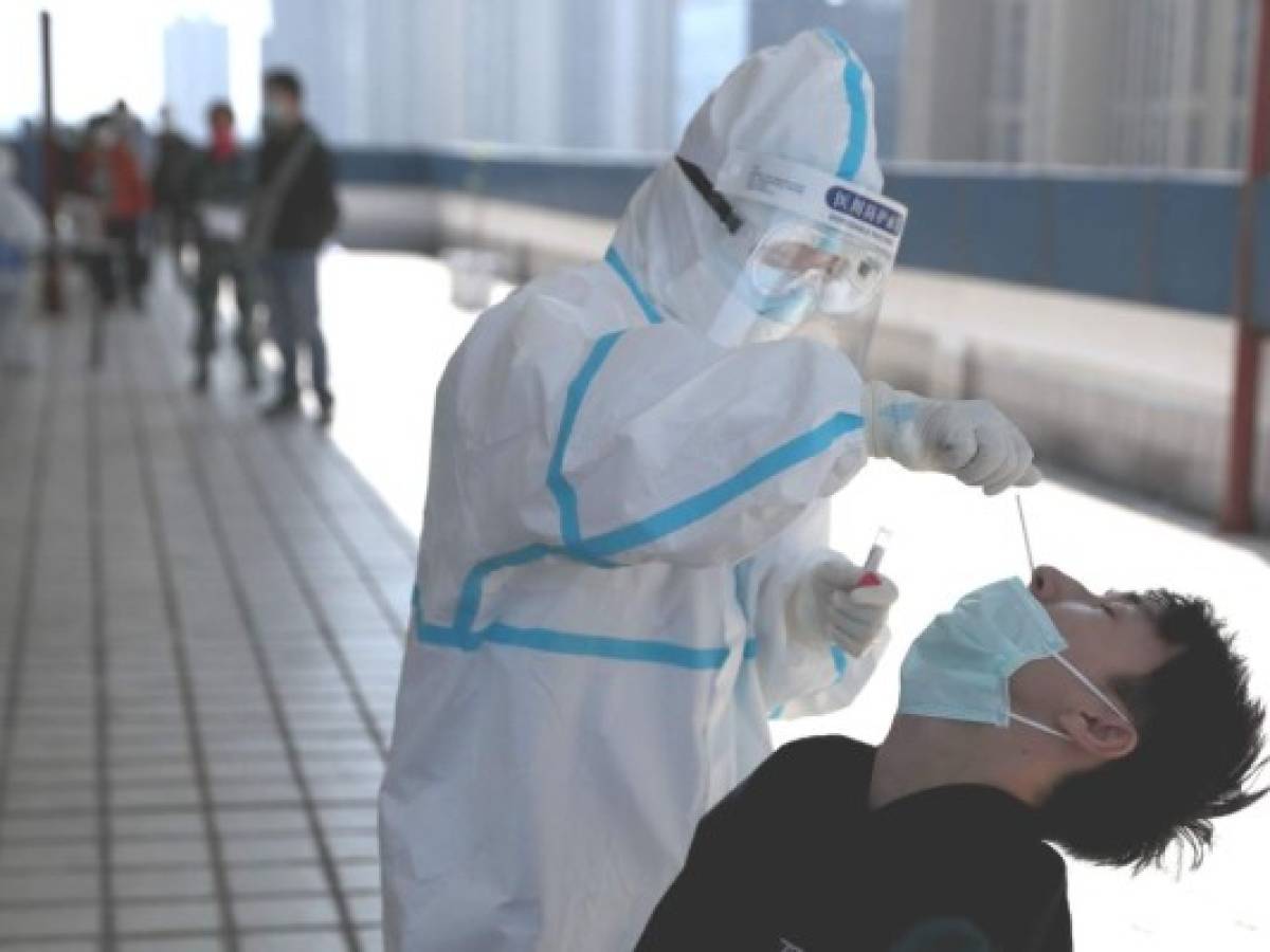 China implementa otras maneras para testar y detectar el SARS-COV-2