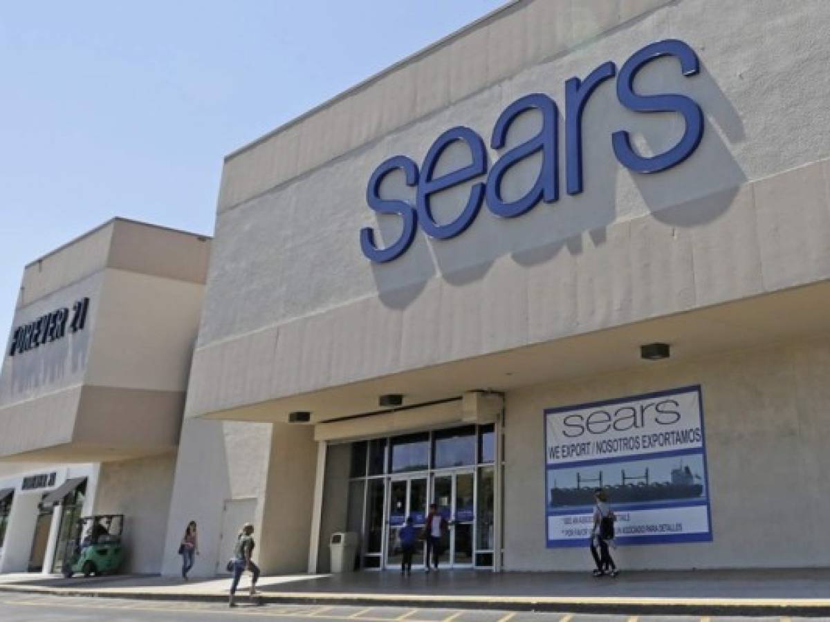 Sears subasta 16 de las sedes de sus tiendas