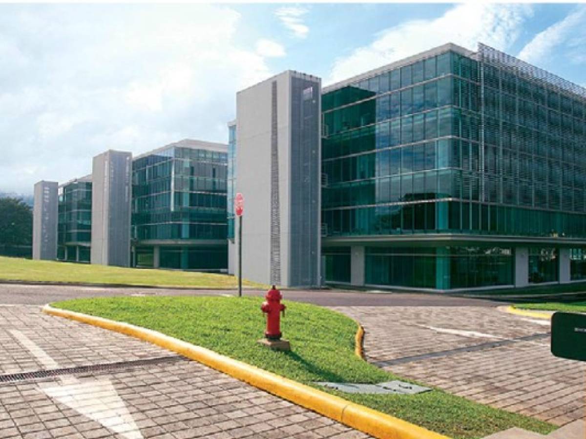 Corredora de seguros costarricense digitaliza la gestión de su personal