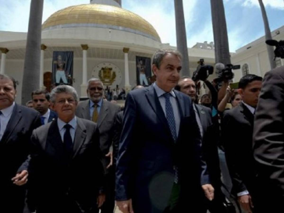 OEA recibe a Zapatero, mediador de diálogo en Venezuela