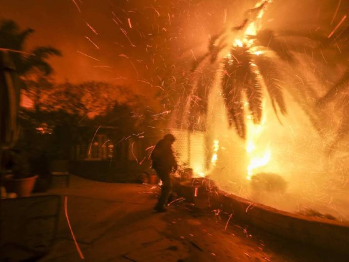 Incendios dejan 50 muertos en California