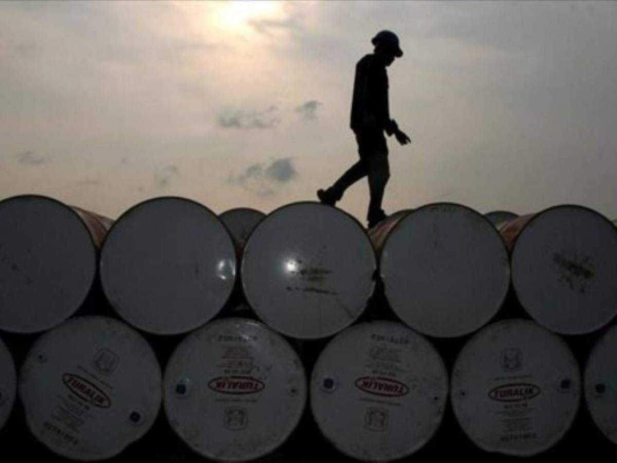 El petróleo está 'atascado' ¿Hará la OPEP nuevos recortes, para relanzarlo?