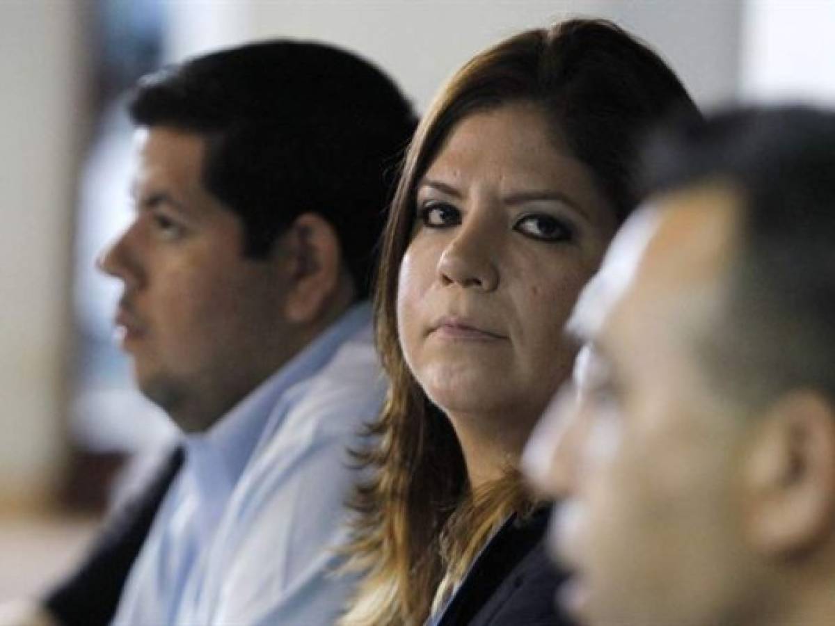 Honduras: Órdenes de captura a vicepresidenta de Congreso y familia