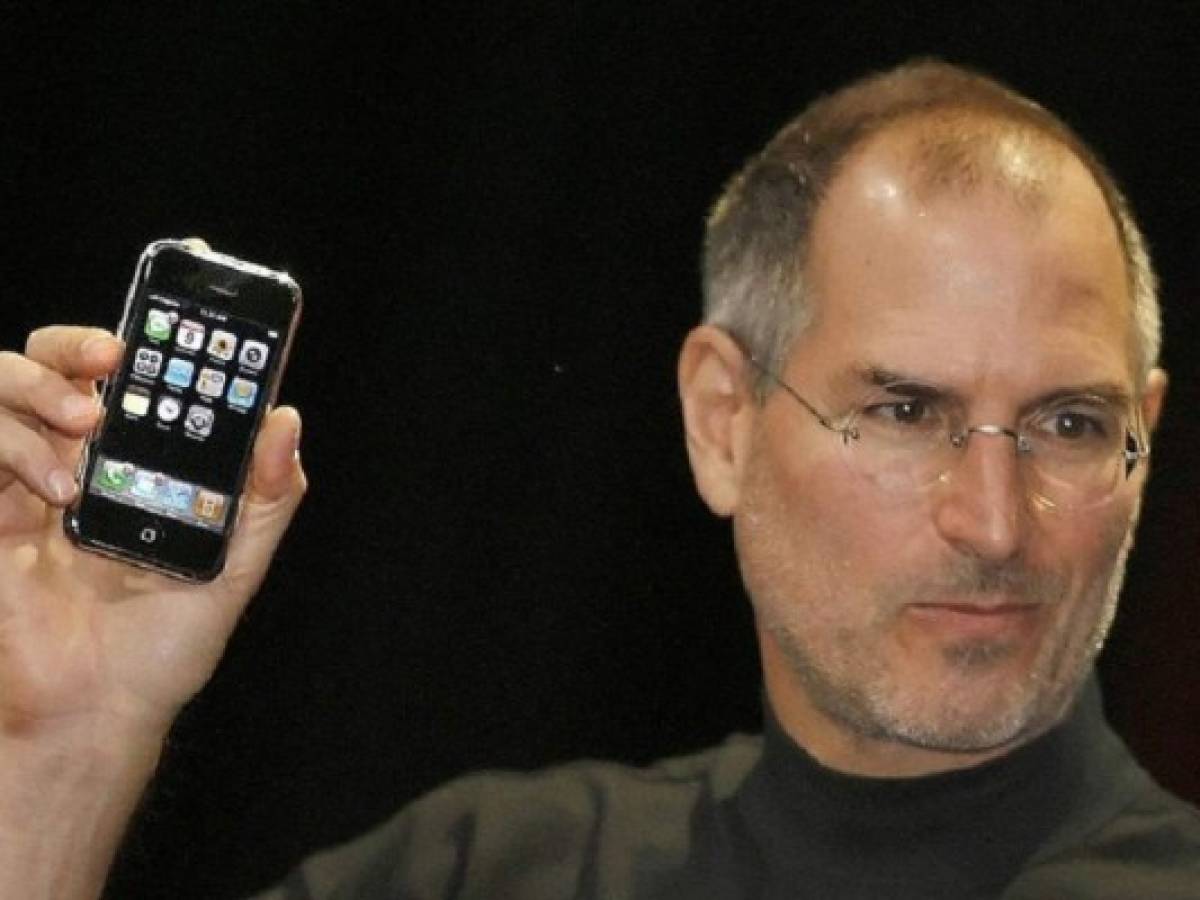 El iPhone cumple 10 años y la revolución de los ‘smartphones’ continúa