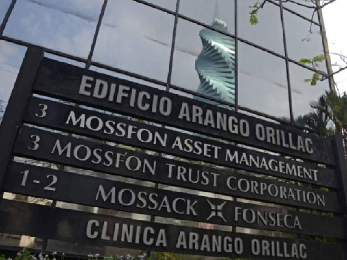 Mossack Fonseca pide no publicar más 'Panama Papers'; amenaza con acciones legales