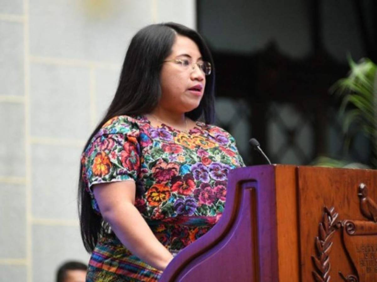 Guatemala: Renuncia la ministra de Trabajo, Leticia Teleguario