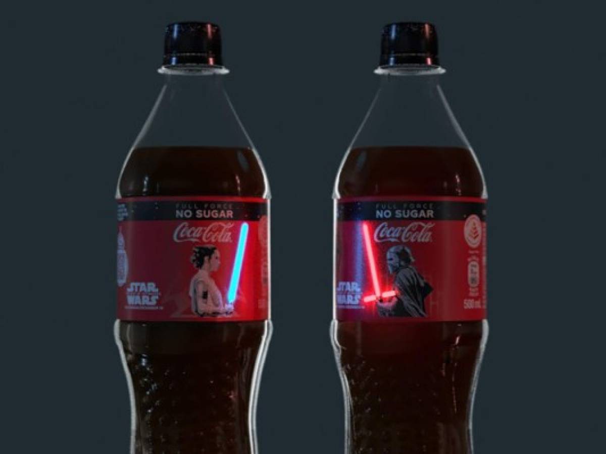 Star Wars: Coca Cola lanza botella conmemorativa con sables de luz que encienden al tacto