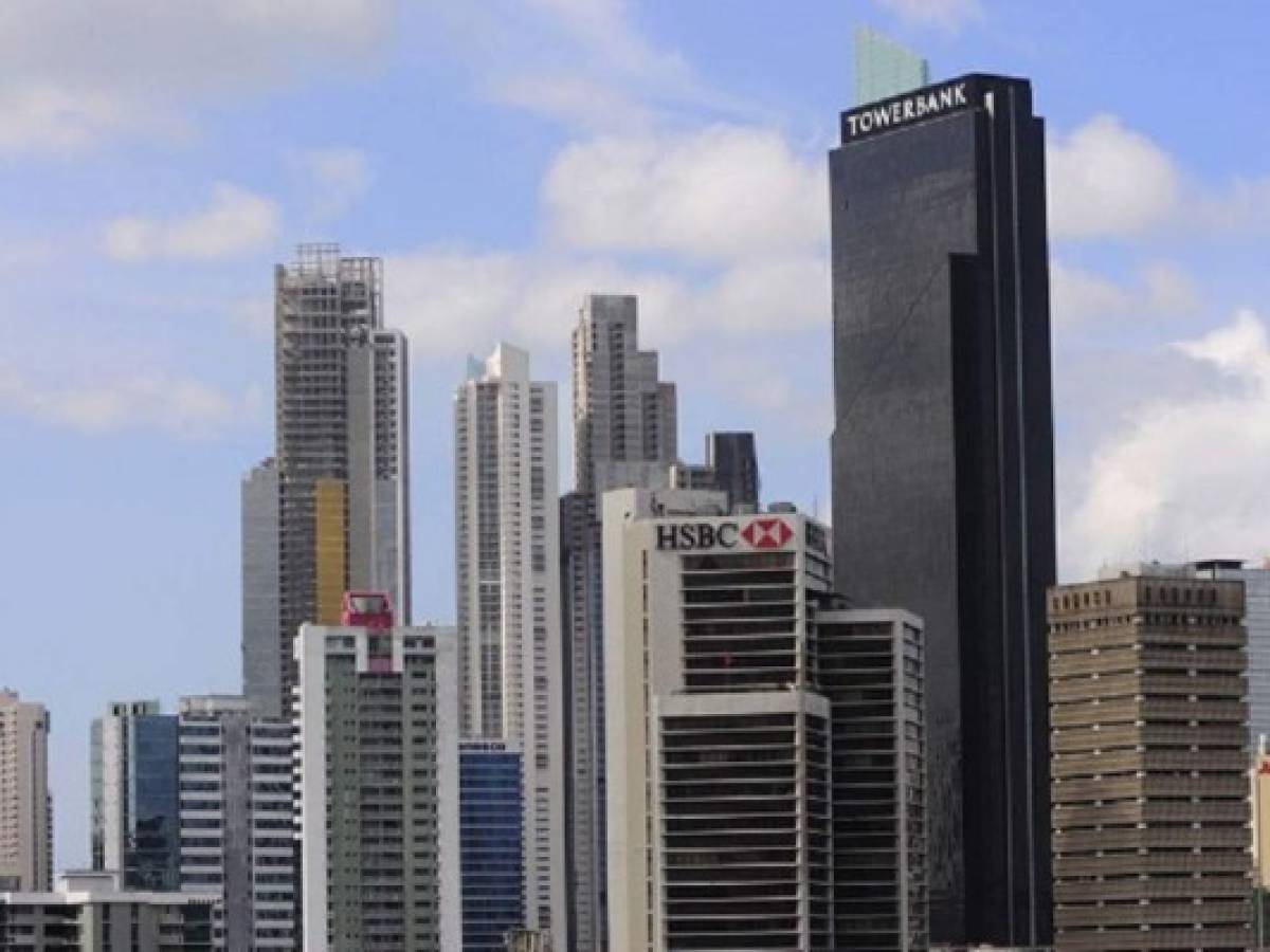 Banca prepara cumbre financiera en Panamá