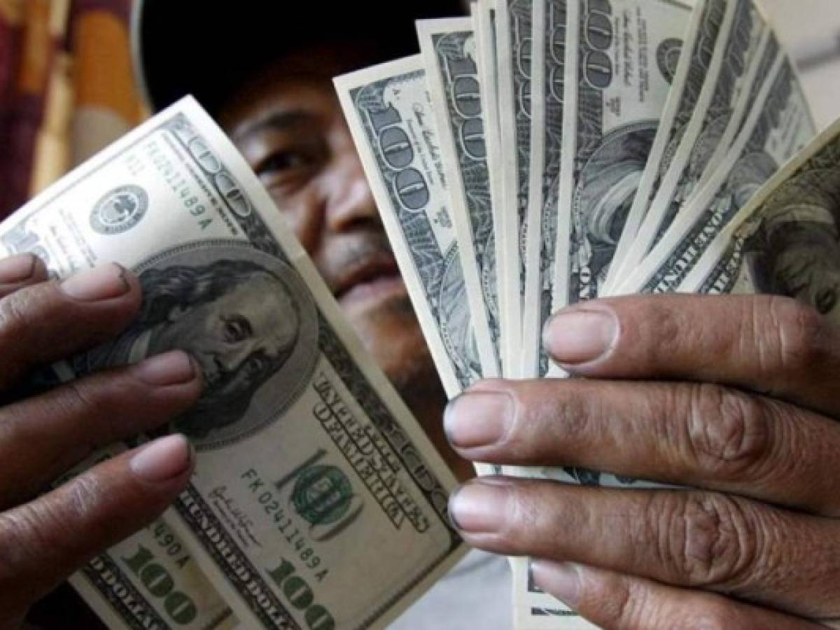 Suben remesas 2,1% en El Salvador