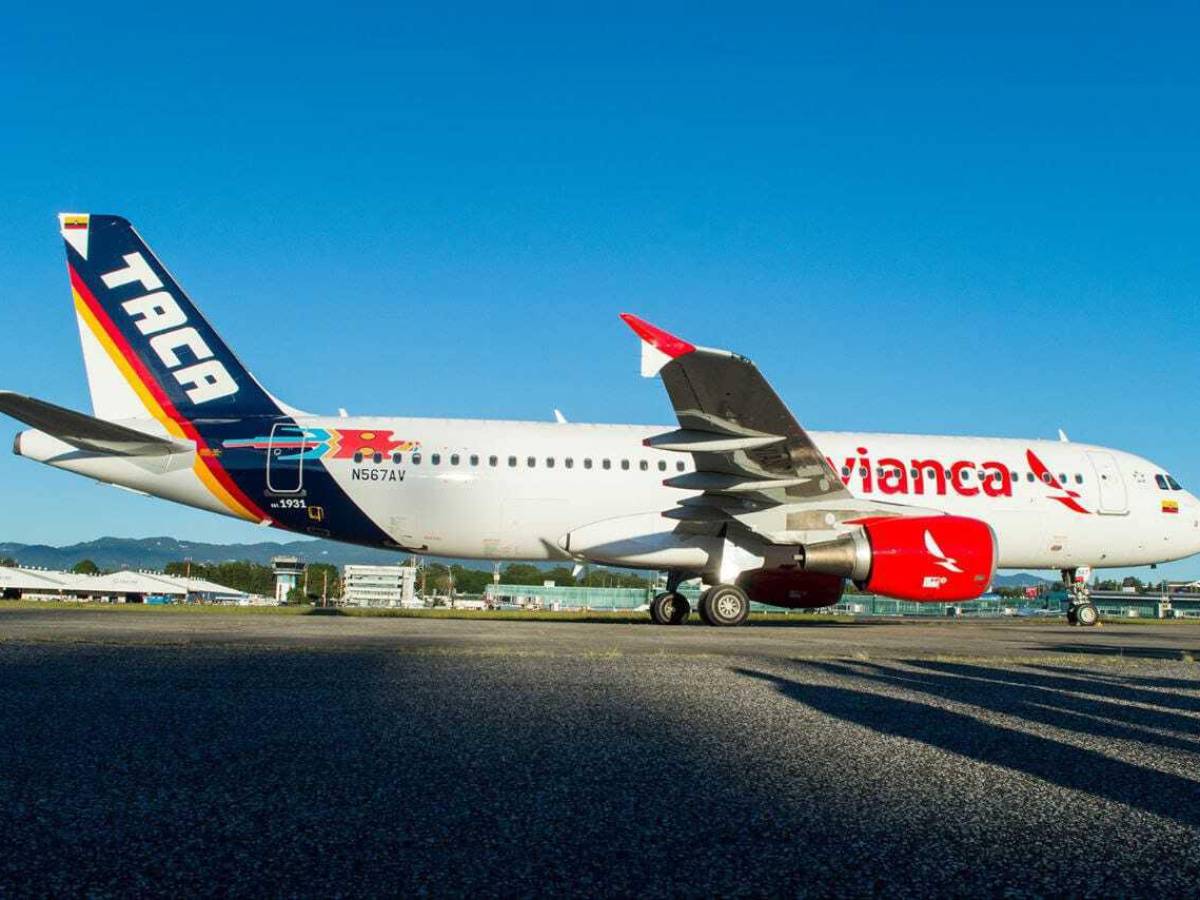 Avianca rinde homenaje a TACA con este avión