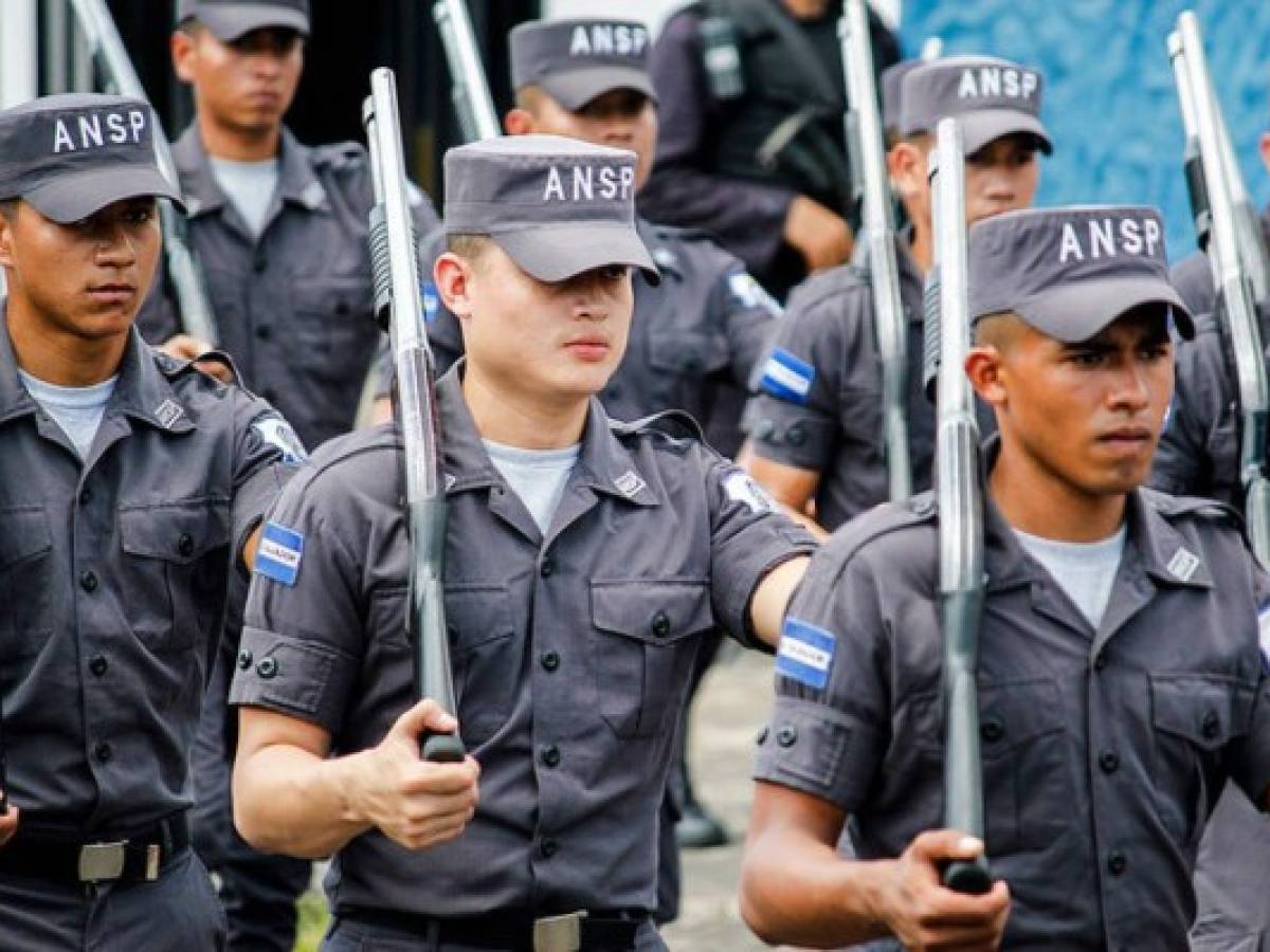 Falta de empleo y seguridad, las principales deudas de El Salvador a sus jóvenes