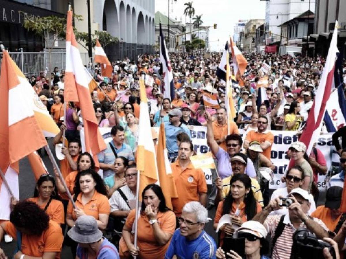 Concluye huelga de educadores en Costa Rica