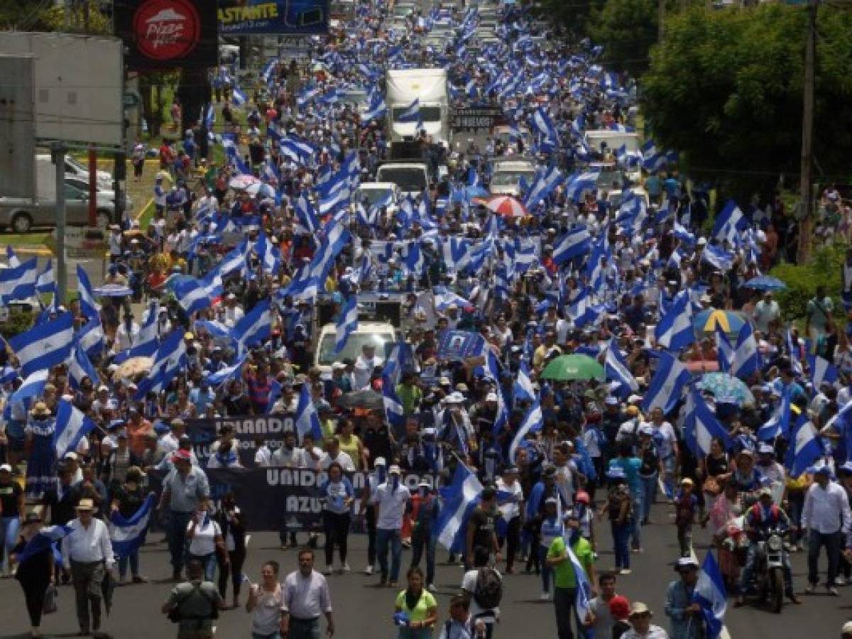 Nicaragua: La oposición sale a la calle y desafía la ofensiva de Ortega