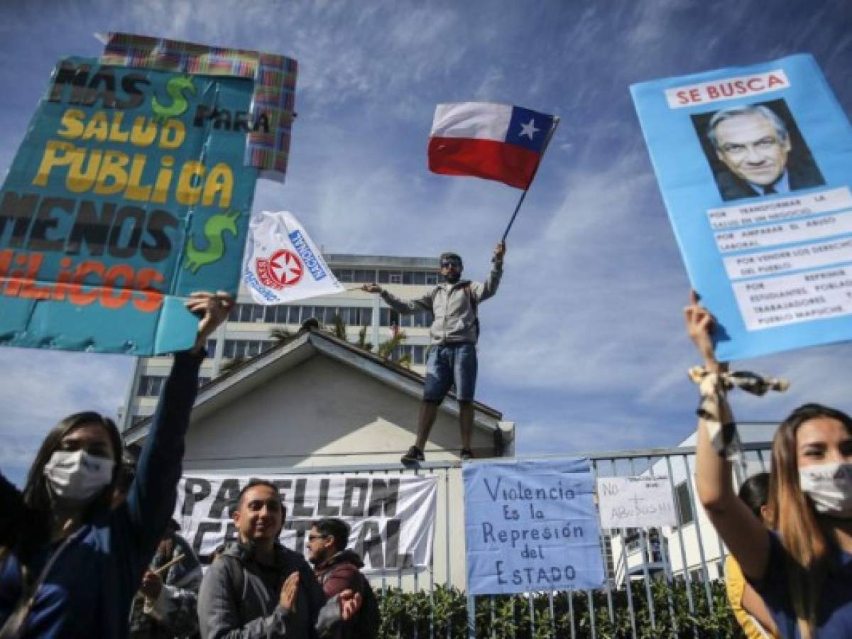 Chile: Presidente Piñera pide perdón 'por su falta visión' y lanza paquete de ayudas sociales
