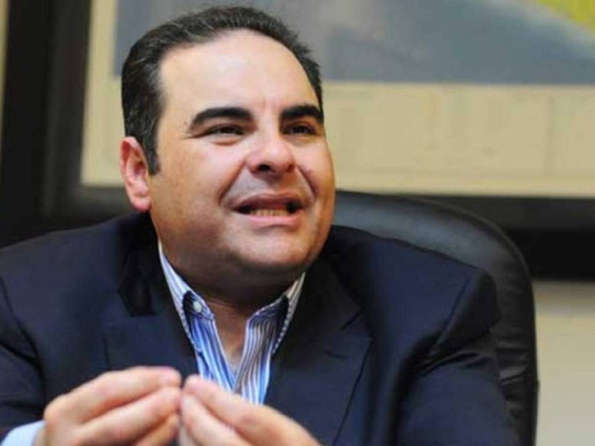 Justicia salvadoreña acoge demanda por enriquecimiento contra expresidente Saca