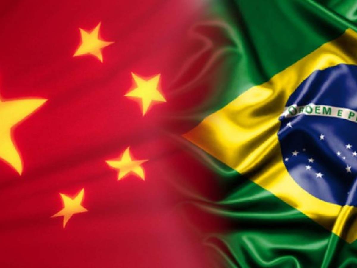 China sale de gira de negocios por América Latina