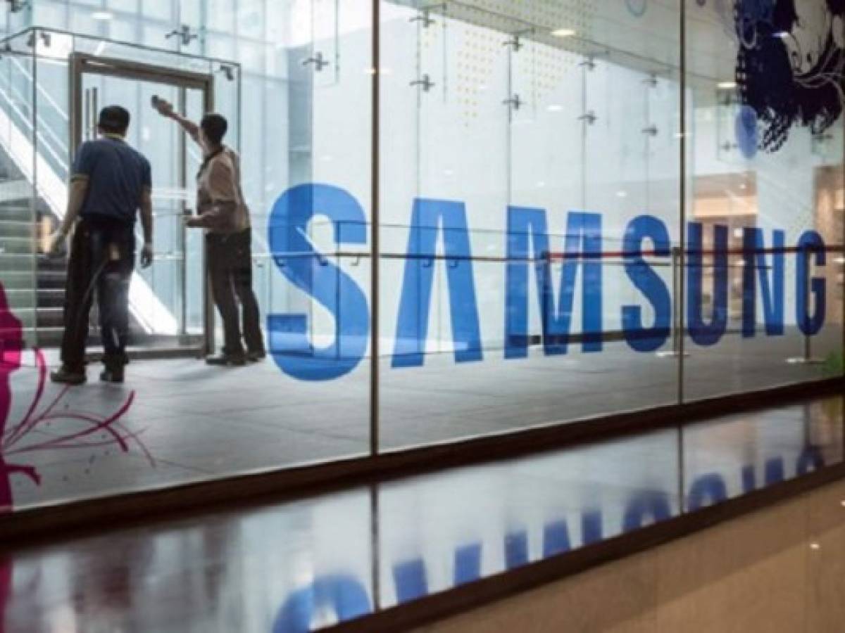 Registran sede de Samsung en Corea del Sur por escándalo que afecta a presidenta