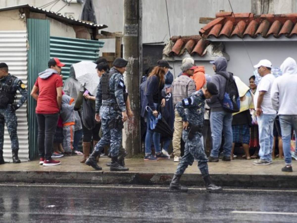 Congresistas condenan que EEUU considere enviar a demandantes de asilo mexicanos a Guatemala
