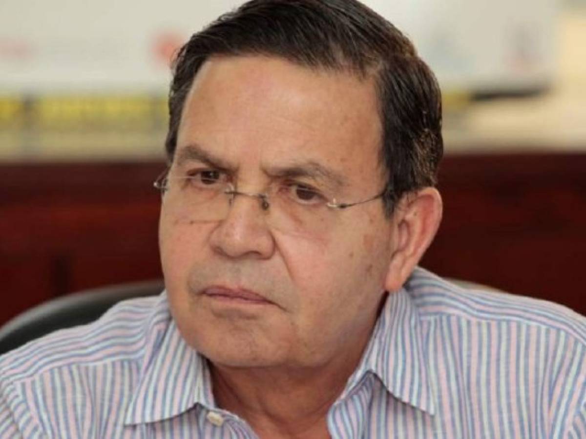 Honduras: expresidente Callejas inicia proceso para reelección