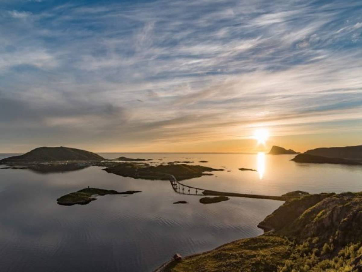 Los días sin fin llegaron a esta isla de Noruega y sus habitantes quieren 'eliminar' el tiempo