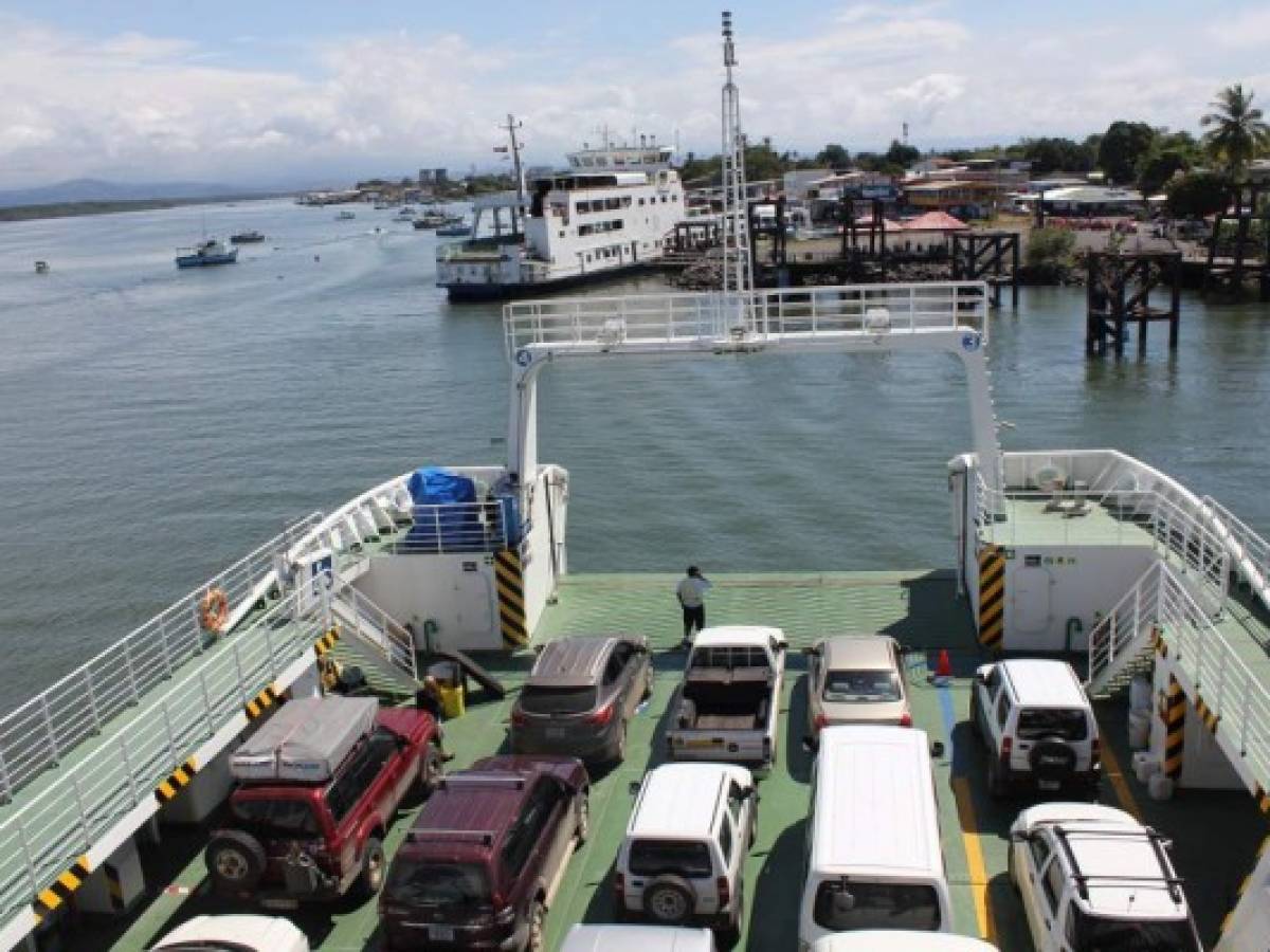 Costa Rica y El Salvador inaugurarán ferry para transporte de mercancías en julio