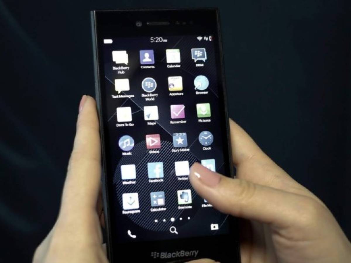 Blackberry reduce sus números rojos 39% en tercer trimestre