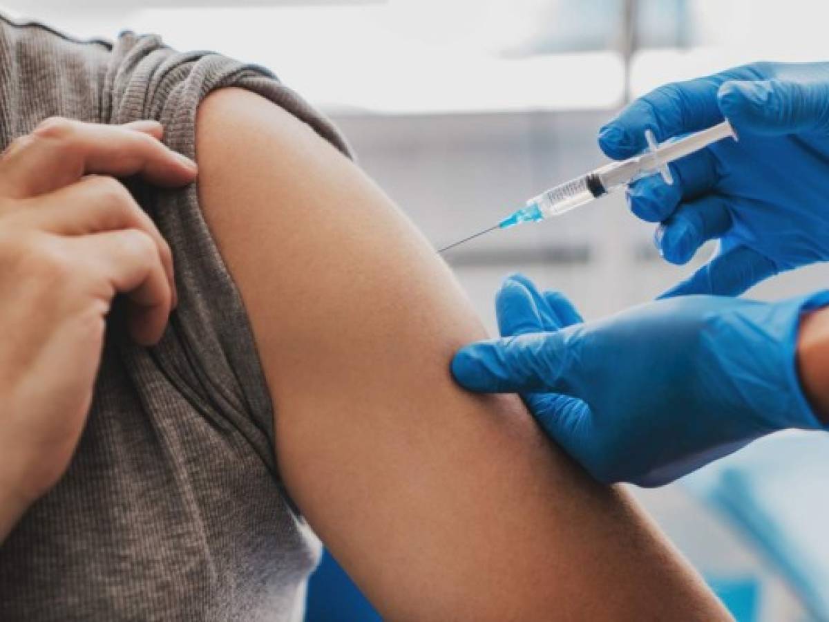 Países miembros del SICA superan el medio millón de dosis de vacuna contra COVID-19