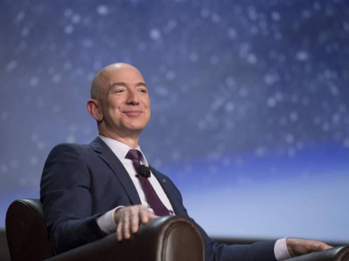 Jeff Bezos 'le quita el trono' (otra vez) a Bill Gates y es el más rico del mundo