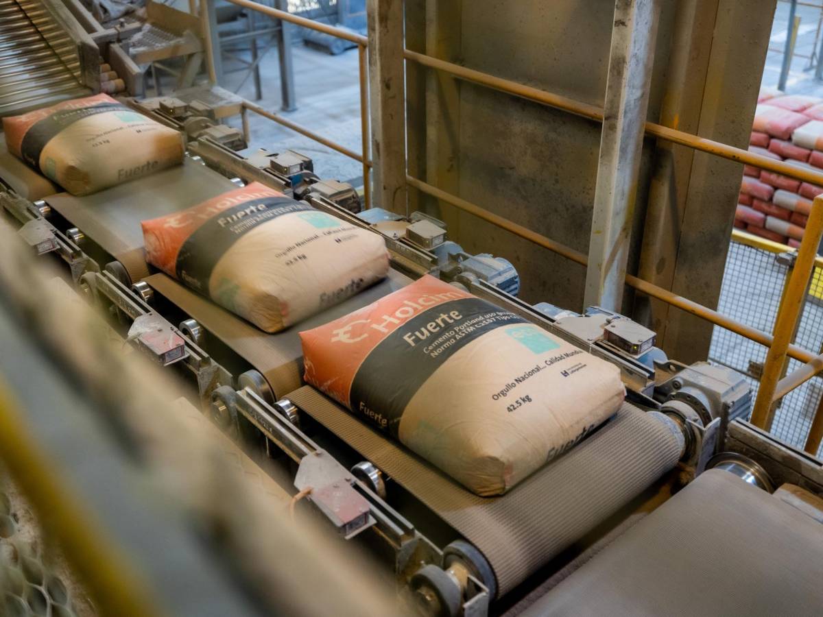 Rodrigo Gallardo, CEO de Holcim El Salvador: ‘Planta Maya ya entró a fase 100 % productiva’ Rodrigo Gallardo, CEO de Holcim El Salvador: ‘Planta Maya ya entró a fase 100 % productiva’