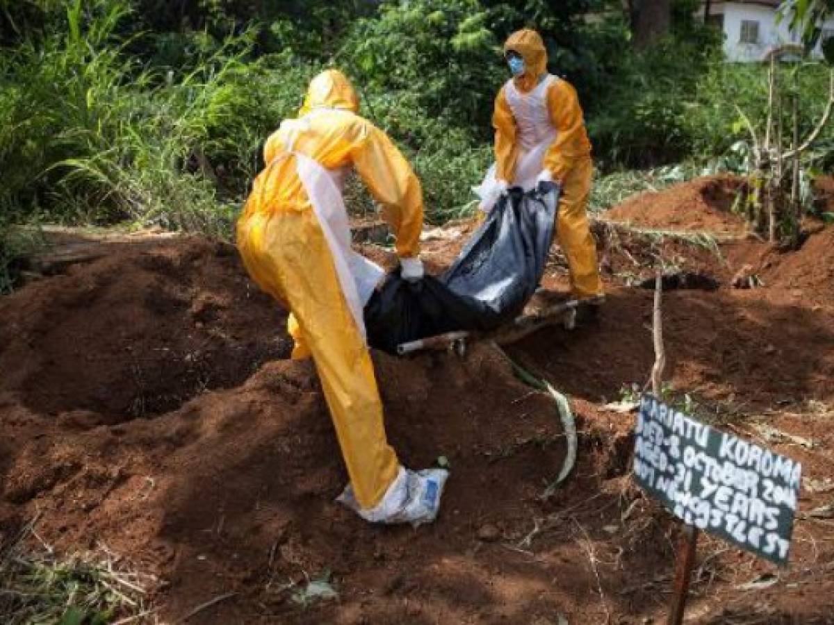 El ébola destroza economías de empresas en África occidental