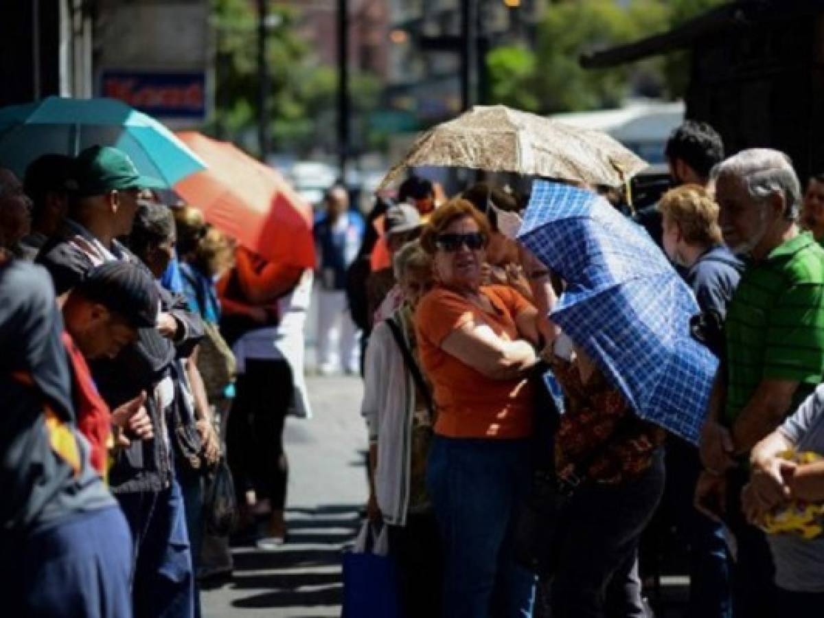 'Vamos a pasar más hambre': El temor a un ‘default’ en Venezuela