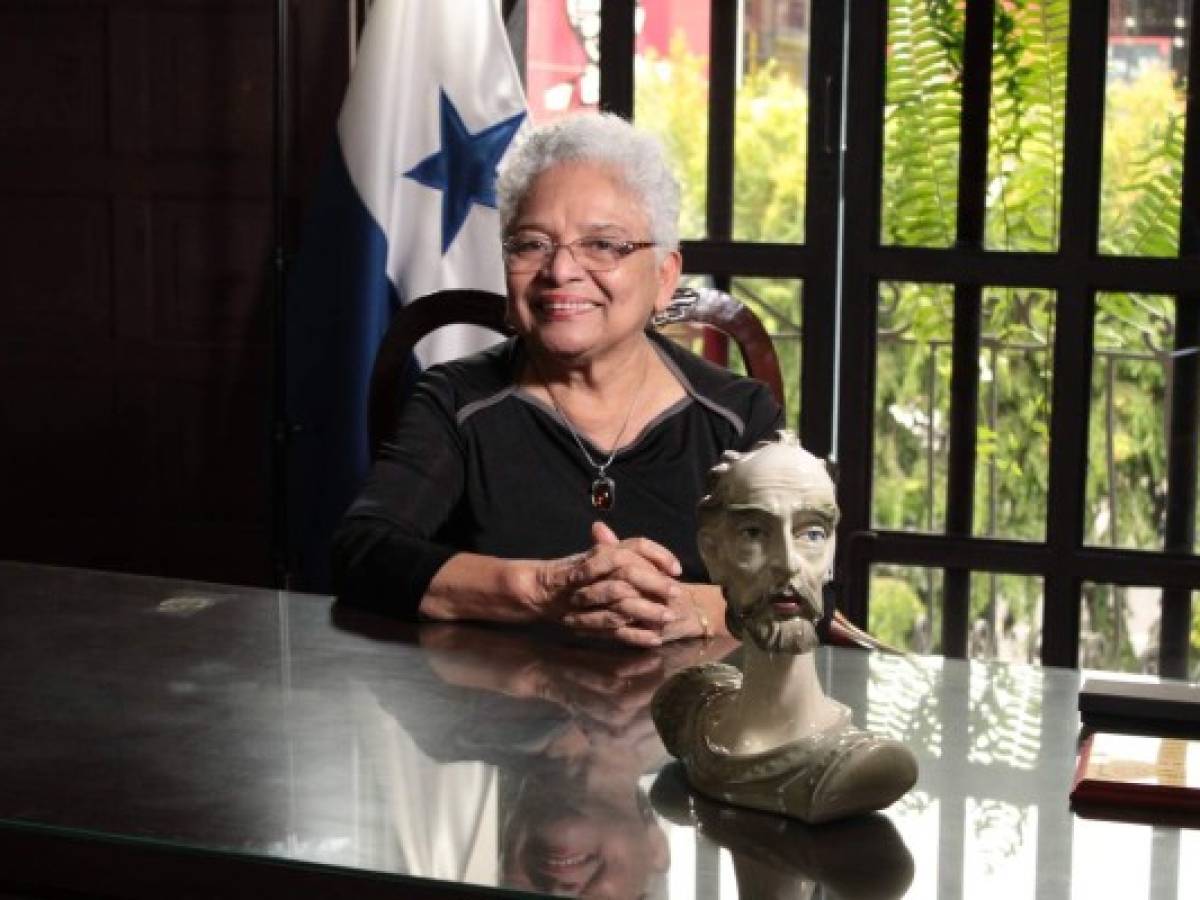 Margarita Vásquez: Una luchadora del español en Panamá