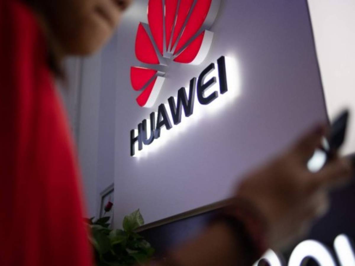 Huawei mantiene sus ambiciones, pese a presiones de EE.UU.