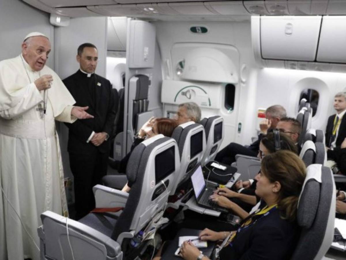Papa Francisco regresa a Roma y habla sobre Venezuela