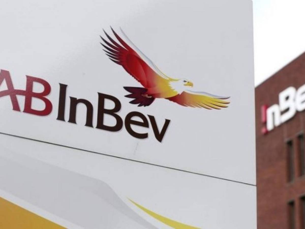 Accionistas de SABMiller aprueban la compra de su empresa por AB InBev