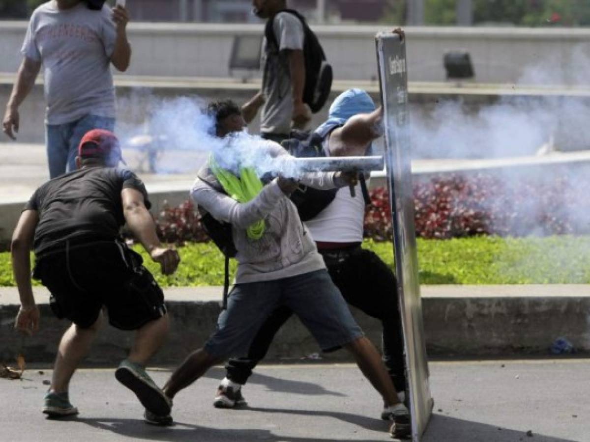 Suben a 10 los muertos por protestas en Nicaragua