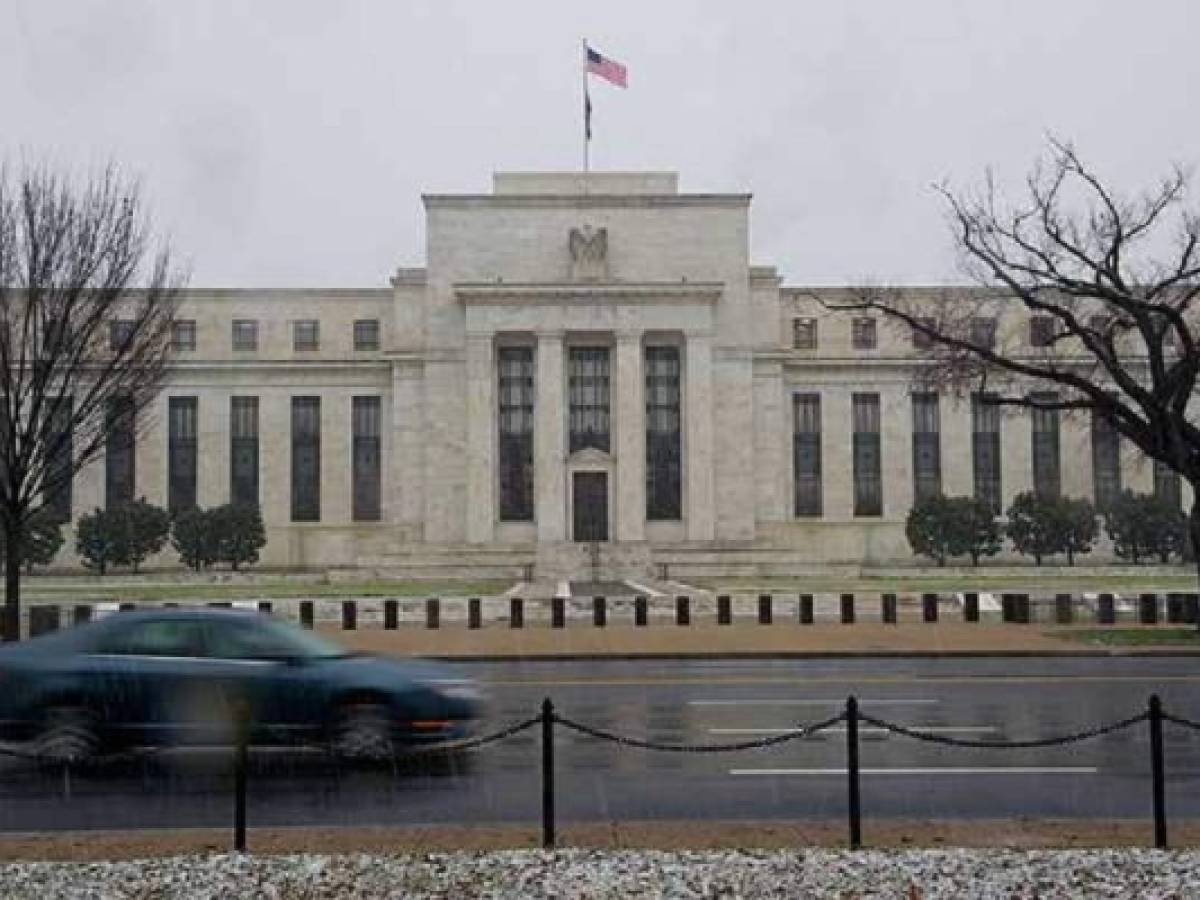 Fed: prudencia sobre alza 'prematura' de tasas