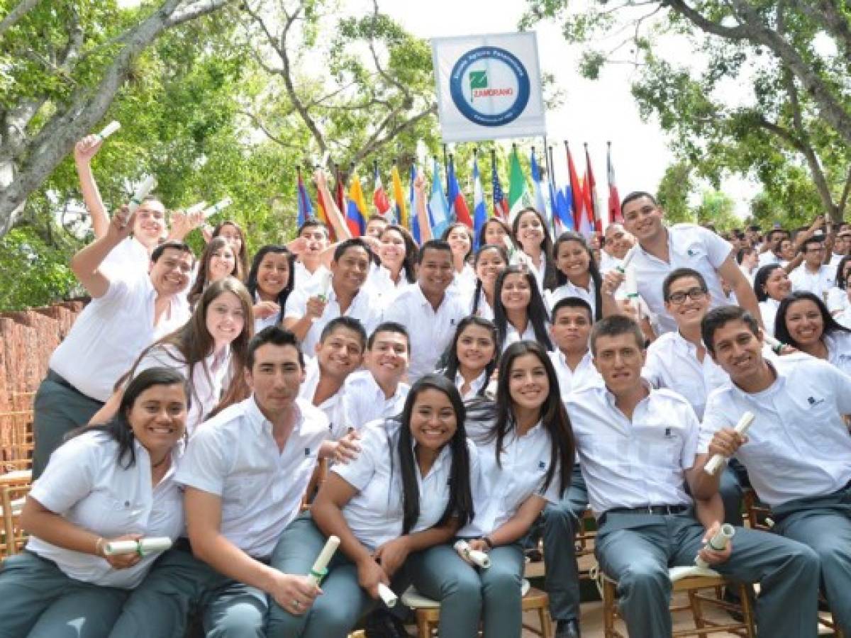 Zamorano gradúa 268 jóvenes de 16 países