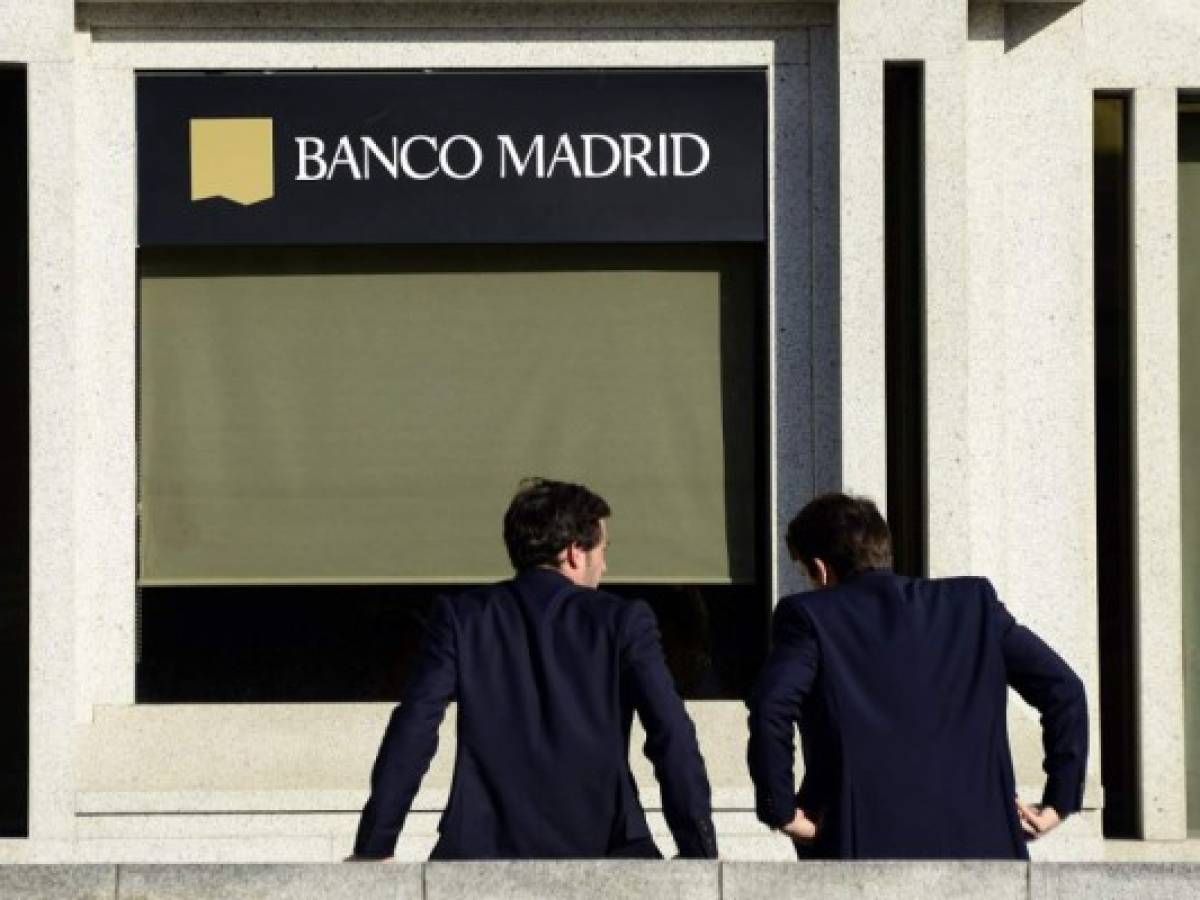 Exaltos cargos venezolanos, en listados de Banco Madrid intervenido por blanqueo