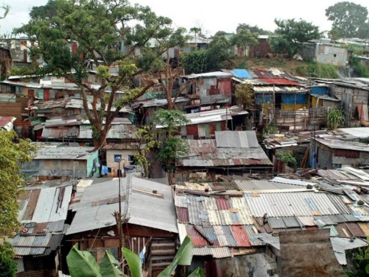 Costa Rica lanza programa para combatir pobreza extrema