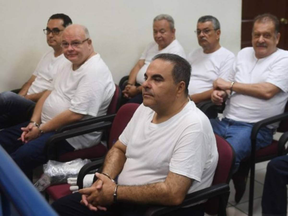 El Salvador: Expresidente Saca se declara culpable de peculado y lavado de dinero