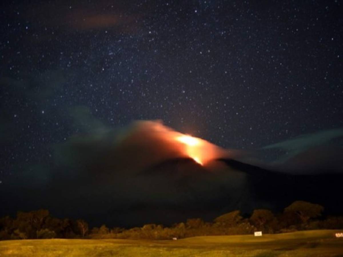 Fuertes erupciones del volcán de Fuego en Guatemala