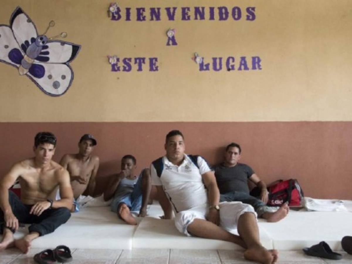 Desánimo y desesperación en los cubanos varados en Costa Rica