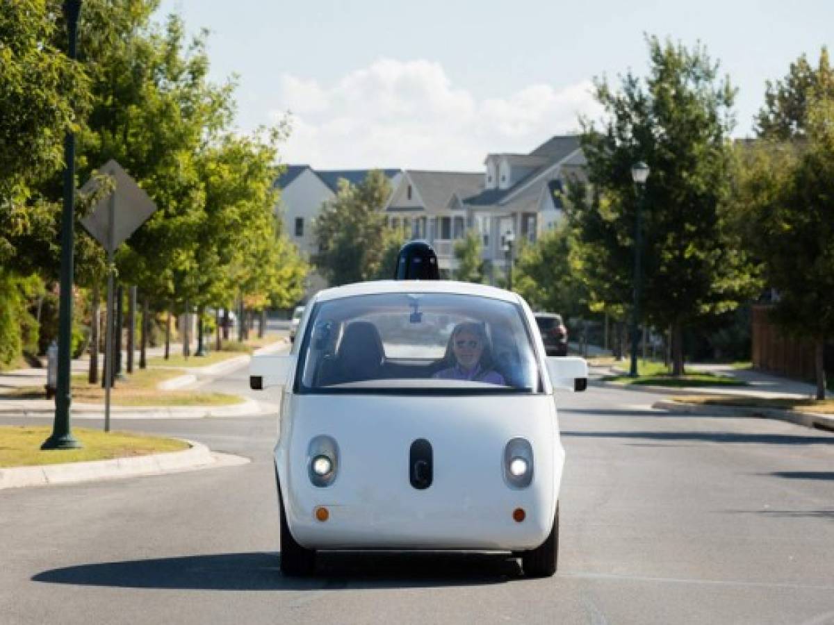 Dimiten los genios del coche autónomo de Google (porque se han hecho MUY ricos)