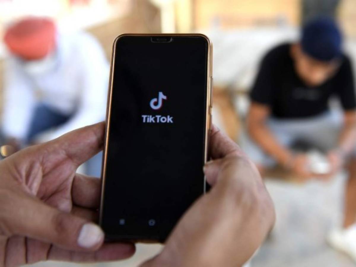 Rivales de TikTok se frotan las manos ante restricciones a la aplicación china