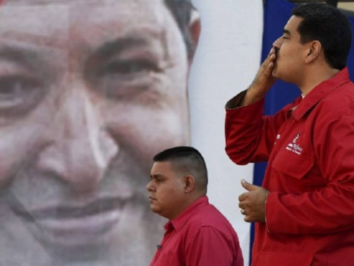Chavismo aleja posibilidad de referendo contra Maduro en 2016
