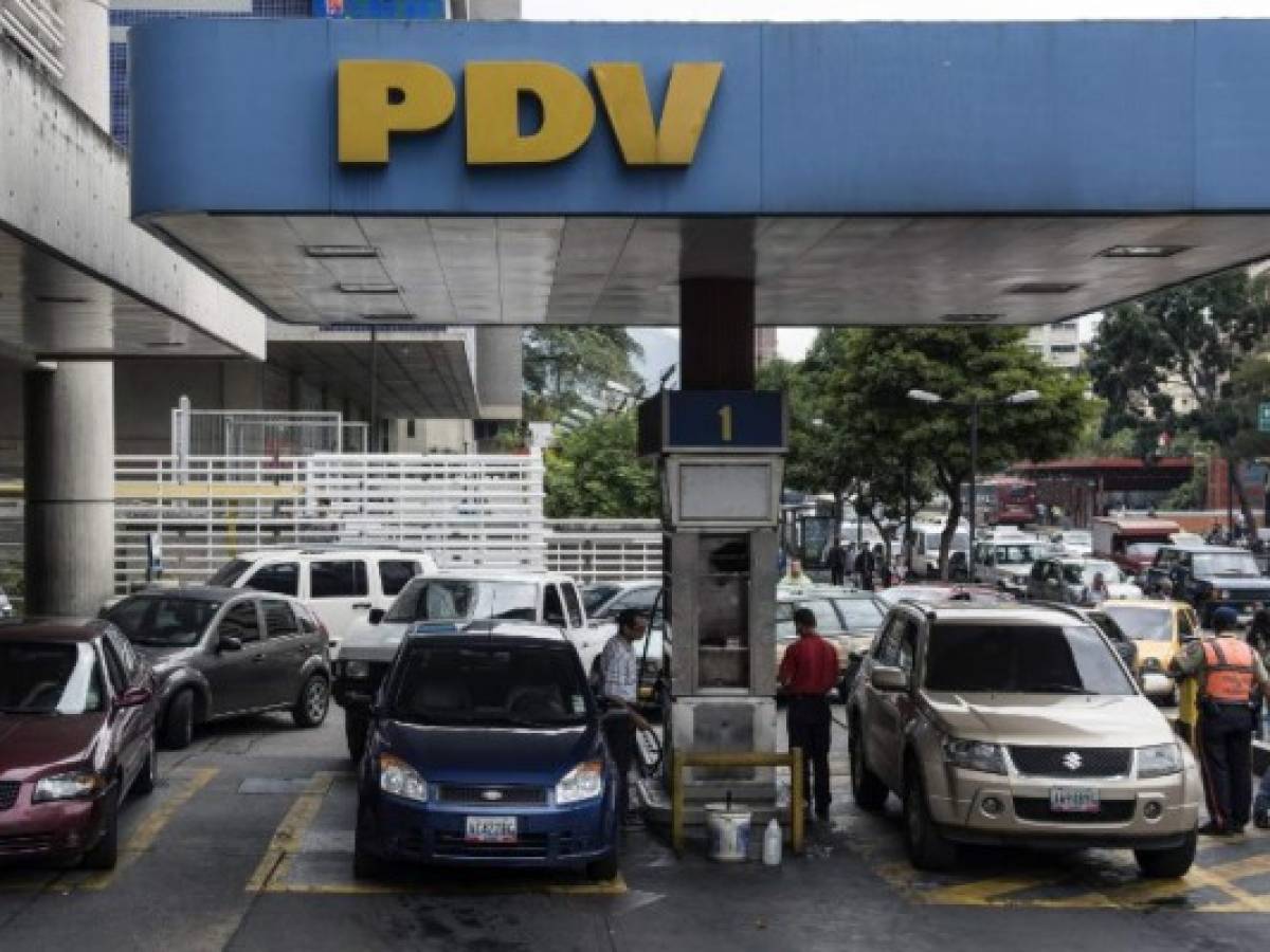 Nicolás Maduro anuncia el final de la gasolina barata en Venezuela