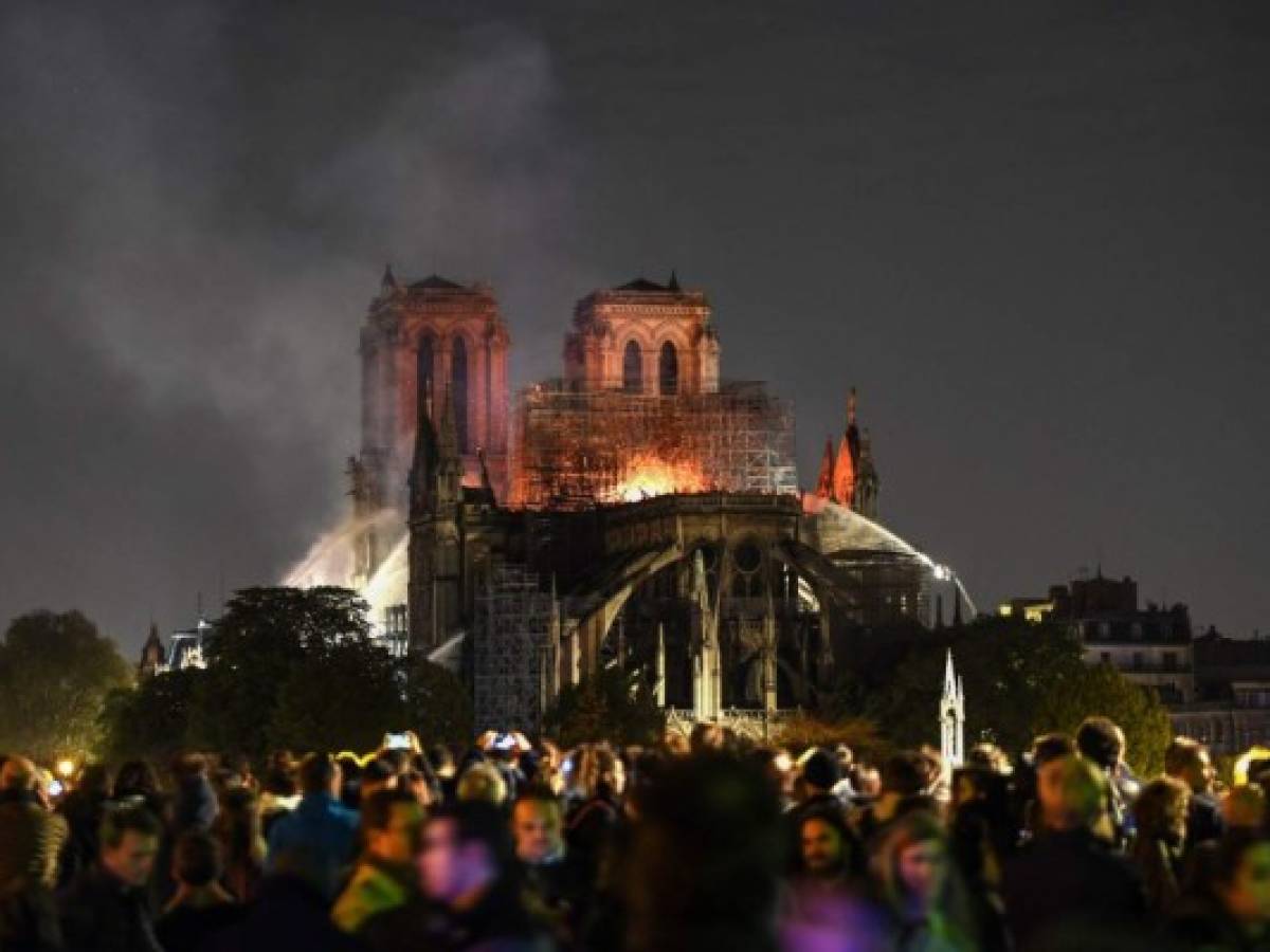 ¿Será posible rescatar el patrimonio de la catedral de Notre Dame?