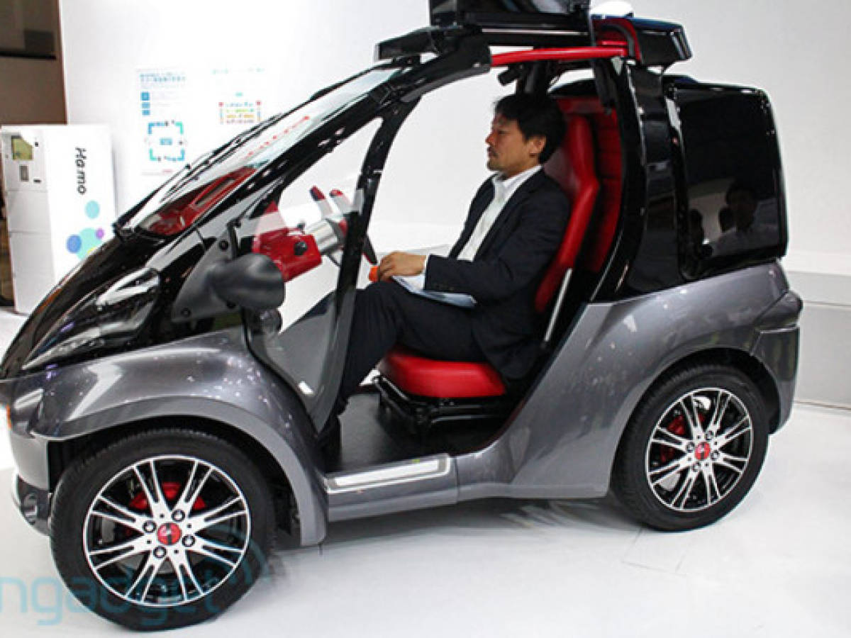 Toyota ya tiene su auto eléctrico 'inteligente'