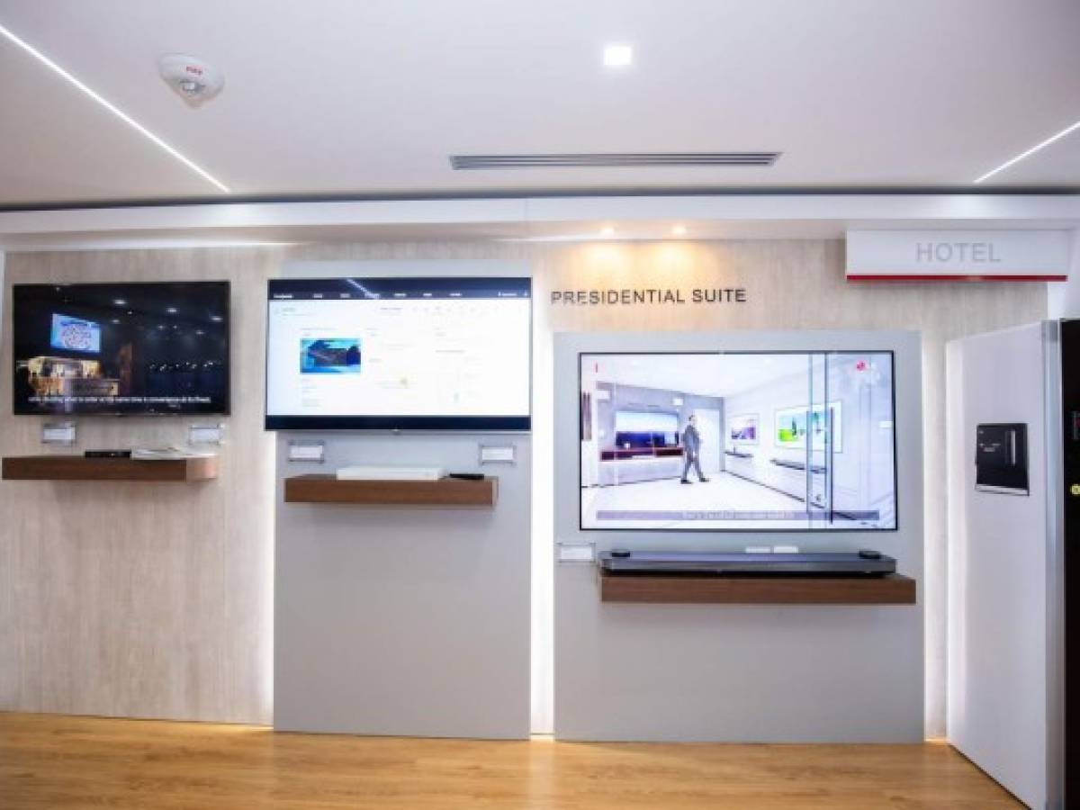 LG inaugura el Primer Showroom de Soluciones Empresariales en Panamá